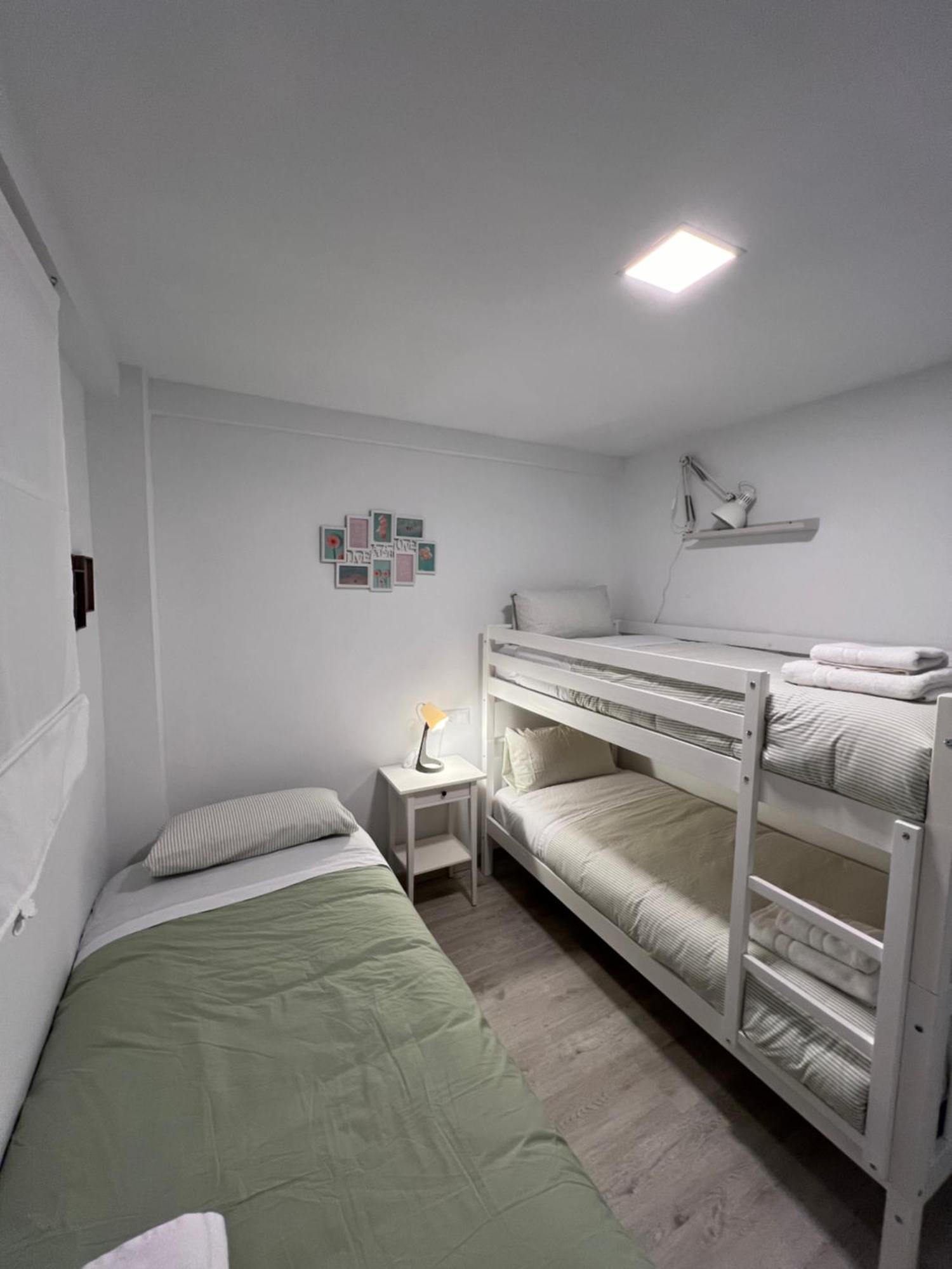 Nuestro Rincon Del Centro Historico Especial Grupos Terraza Parking Gratis 02 Lägenhet Málaga Exteriör bild